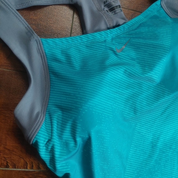 Nike Tennis Racerback Tank Top Turquoise Size Small - Picture 2 of 8